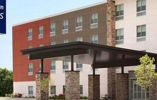 Waynesboro Hotel | Exceptional Holiday Inn Express & Suites Waynesboro East