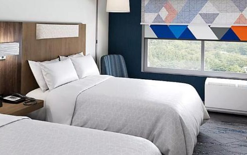 Waynesboro Hotel | Exceptional Holiday Inn Express & Suites Waynesboro East