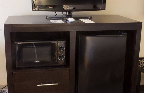 Austintown Hotel | Discover Holiday Inn Express & Suites Youngstown West