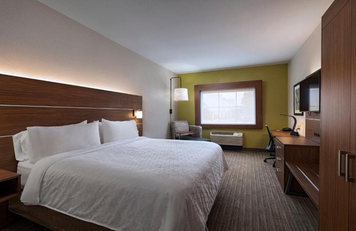 Cedar Park Hotel | Relax at Holiday Inn Express & Suites Cedar Park, IHG Hotel