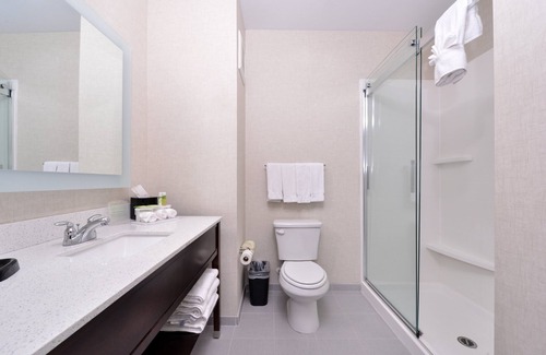 Loma Linda Hotel | Discover Holiday Inn Express & Suites Loma Linda - 8.8/10