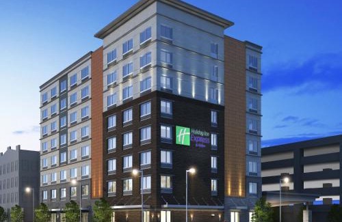West Main Historic District Hotel | Accessible Comfort at Holiday Inn Express Downtown Louisville