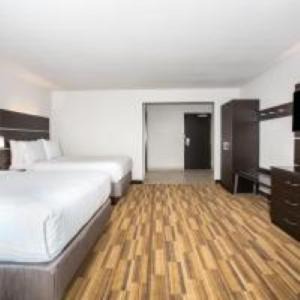 Rapid City Hotel | Discover Holiday Inn Express & Suites: Family-Friendly Retreat