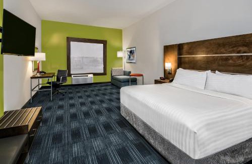 Round Rock Hotel | Discover Holiday Inn Express & Suites Round Rock Austin North