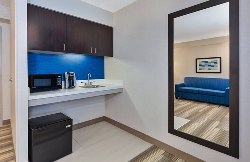 Hethwood - Prices Fork Hotel | Guest Rated 9.2: Holiday Inn Express & Suites Blacksburg
