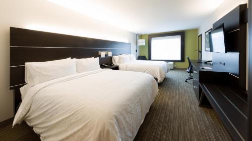 Hood River Hotel | Discover Holiday Inn Express & Suites Hood River Getaway