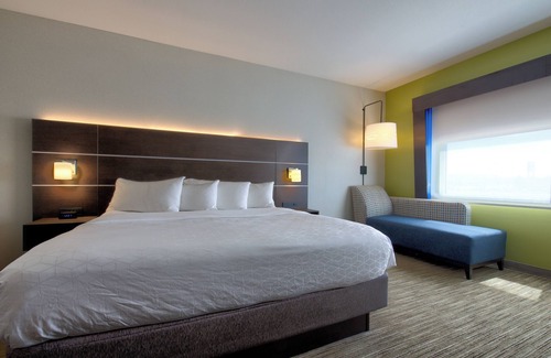 Onalaska Hotel | Explore Holiday Inn Express & Suites Onalaska - Top Rated Stay
