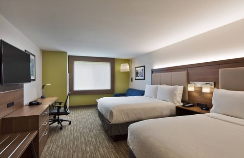 Portland Hotel | Discover Comfort at Holiday Inn Express Portland Airport