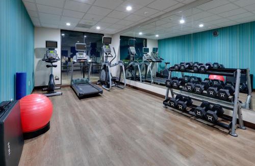 Round Rock Hotel | Welcoming Holiday Inn Express & Suites in Austin - Round Rock