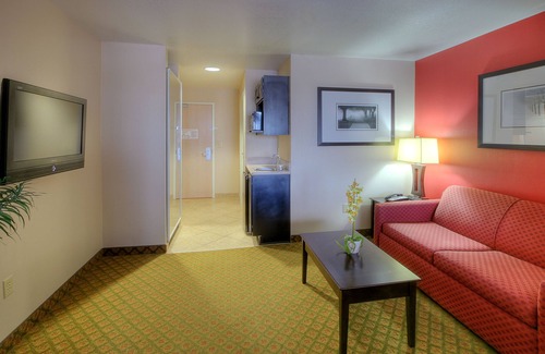 Tucumcari Hotel | Comfortable Stay at Holiday Inn Express & Suites Tucumcari