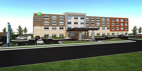 Watertown Hotel | Top-Rated Family-Friendly Stay at Holiday Inn Express Watertown