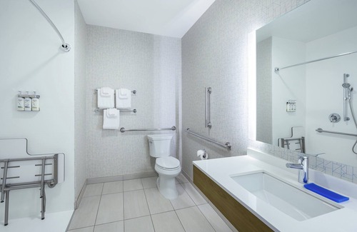 Gilbert Hotel | Top-Rated Holiday Inn Express & Suites Phoenix East - Gilbert