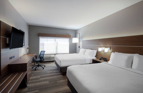 Gilbert Hotel | Top-Rated Stay at Holiday Inn Express Gilbert Mesa Gateway