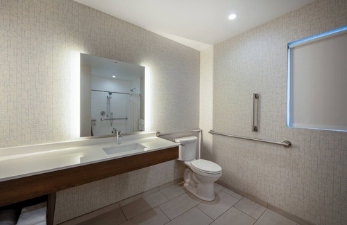 Gilbert Hotel | Top-Rated Stay at Holiday Inn Express Gilbert Mesa Gateway