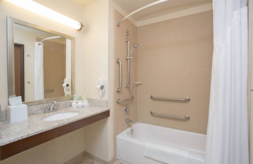 Glendive Hotel | Exceptional Stay at Holiday Inn Express & Suites Glendive