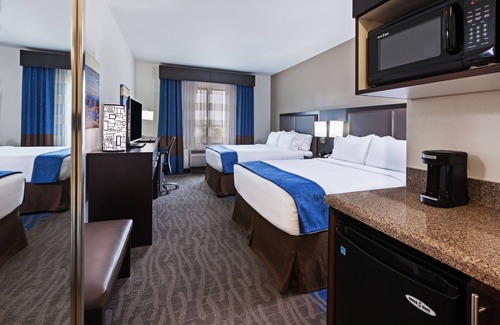Glenpool Hotel | Top-Rated Holiday Inn Express & Suites in Glenpool-Tulsa