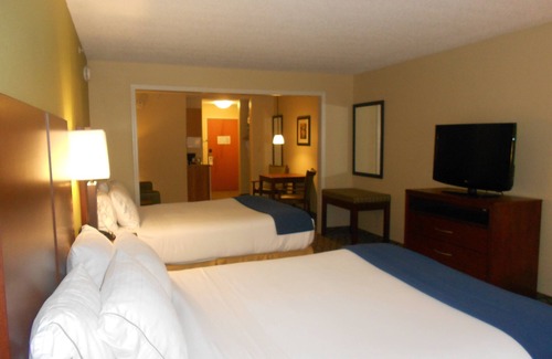 Lancaster Hotel | Guest Rated: 8.6 at Holiday Inn Express & Suites Lancaster