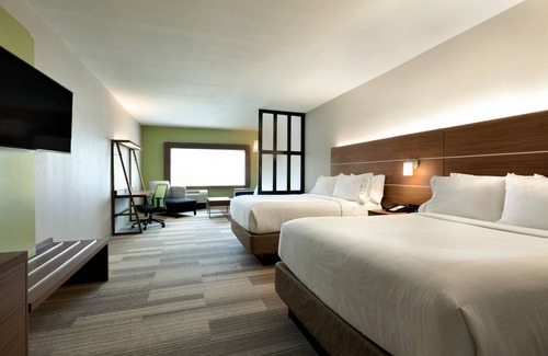 McAllen Hotel | Discover Holiday Inn Express & Suites McAllen - Medical Center Area