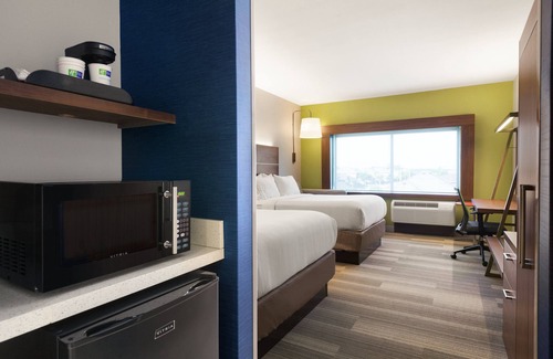 McAllen Hotel | Discover Holiday Inn Express & Suites McAllen - Medical Center Area