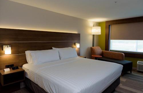 McKinney Hotel | Pet-Friendly Holiday Inn Express & Suites McKinney East