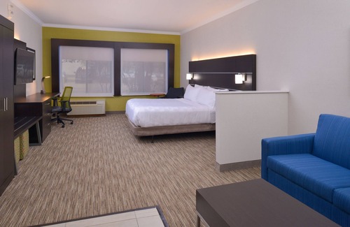 McNeil Hotel | Guest Favorite: Holiday Inn Express & Suites Austin NW