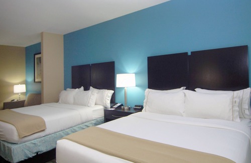 Cuero Hotel | Discover Comfort at Holiday Inn Express & Suites Cuero
