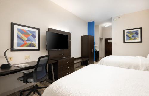 Lupton City Hotel | Comfort and Convenience at Holiday Inn Express Chattanooga