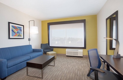 East Ely Hotel | Exceptional Stay at Holiday Inn Express & Suites Ely