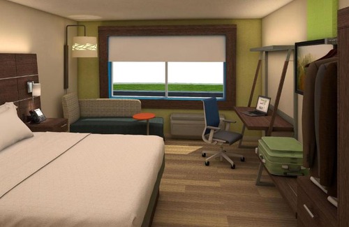 Dahlgren Hotel | Guest Rated Hotel with Pool & Oceanfront Views in Dahlgren