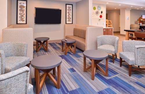 Lacey Hotel | Top-Rated Holiday Inn Express & Suites Lacey – Olympia
