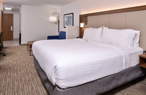 Lacey Hotel | Top-Rated Holiday Inn Express & Suites Lacey – Olympia