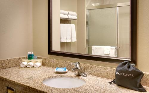 Sunset Heights Hotel | Top-Rated Holiday Inn Express Orem-North Provo Awaits You