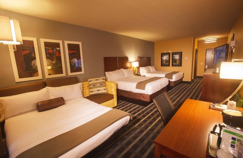 Perry Hotel | Experience Comfort at Holiday Inn Express & Suites Perry