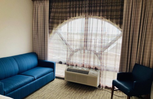 Abilene Hotel | Comfortable Stay at Holiday Inn Express & Suites Abilene