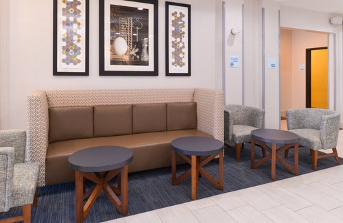 Abilene Hotel | Comfortable Stay at Holiday Inn Express & Suites Abilene