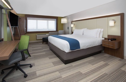 Grandview Hills Hotel | Experience Comfort at Holiday Inn Express & Suites Austin NW