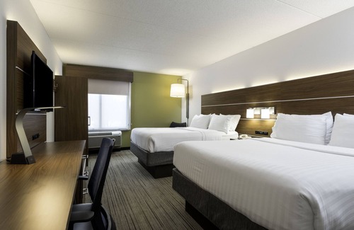 North Belmont Hotel | Convenient Stay at Holiday Inn Express Charlotte Belmont