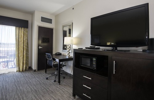 Conway Hotel | Comfortable Stays at Holiday Inn Express & Suites Conway