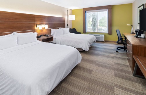 Dinuba Hotel | Discover Holiday Inn Express & Suites Dinuba West: Top Rated Stay
