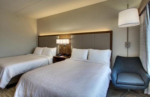 Findlay Hotel | Discover Holiday Inn Express & Suites Findlay North, IHG