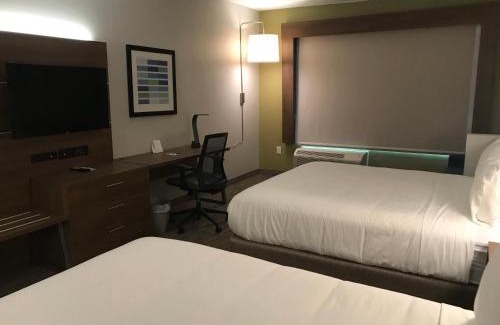 Sharpstown Hotel | Comfortable Stay at Holiday Inn Express Houston Southwest
