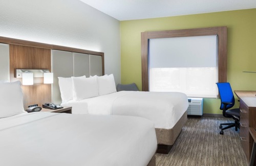 Kokomo Hotel | Inviting Holiday Inn Express & Suites Kokomo South Awaits