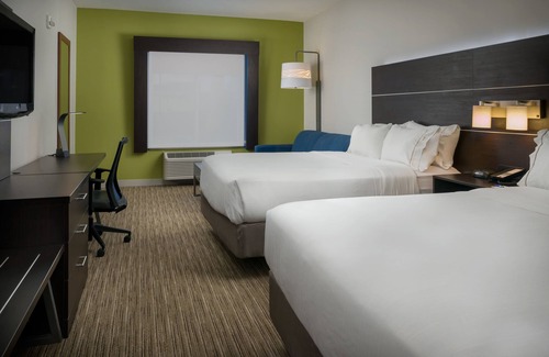 Lawrence Hotel | Quality Stay at Holiday Inn Express & Suites Lawrence