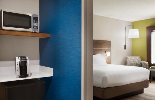 McAllen Hotel | Guest Rated 9.2: Holiday Inn Express & Suites McAllen