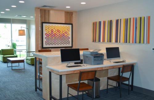 Umstead Hotel | Comfortable Stays at Holiday Inn Express Raleigh Airport