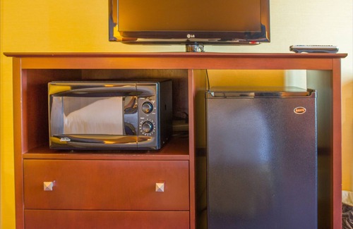 South Richland Hotel | Experience Holiday Inn Express & Suites Richland, Guest Rated 9/10