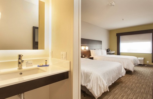 Southside Hotel | Family-Friendly Stay at Holiday Inn Express Santa Fe