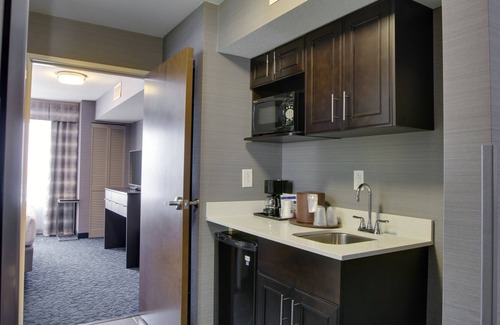 Sidney Hotel | Top-Rated Holiday Inn Express & Suites Sidney with Pool