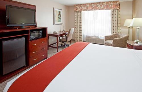 University Park Hotel | ```html
Convenient Stay at Holiday Inn Express & Suites College Station
```
