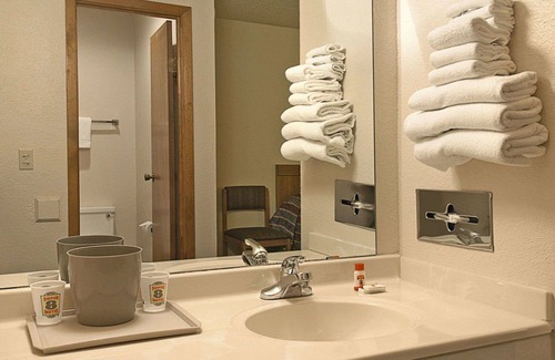 Fort Stockton Hotel | Comfortable Stay at Holiday Inn Express Fort Stockton
